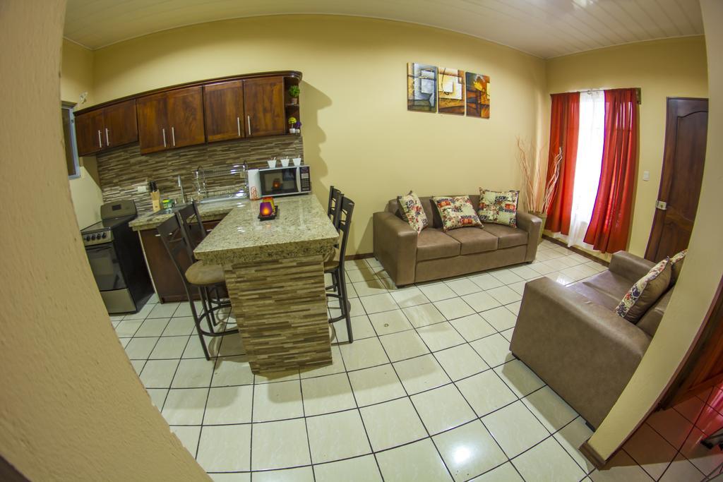 Apartamentos Valle Del Volcan La Fortuna Ngoại thất bức ảnh