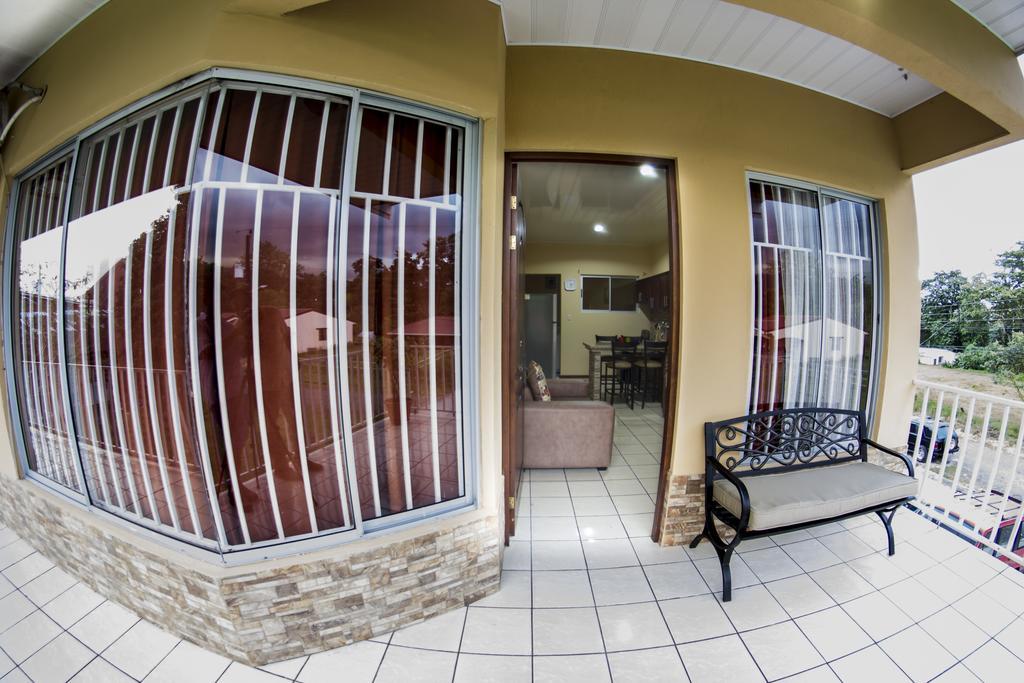 Apartamentos Valle Del Volcan La Fortuna Ngoại thất bức ảnh